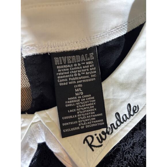 Riverdale Veronica black lace dress with a white collar Hot Topic Sz M-L NEW - Picture 5 of 5